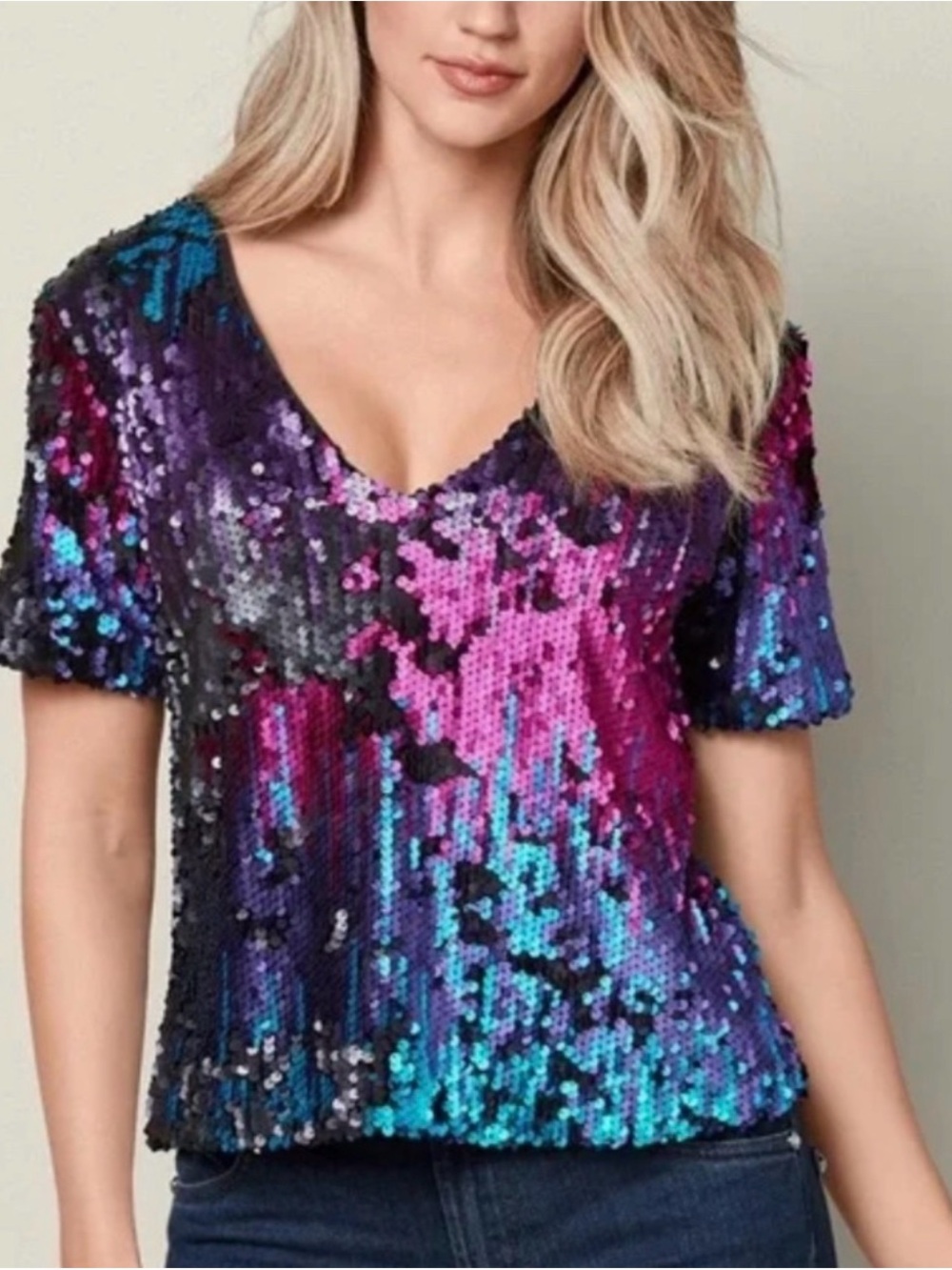 #683 VENUS Multicolor Sequin V-Neck Short Sleeve Top size 12